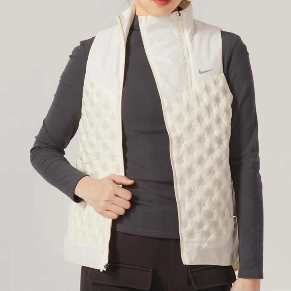 Nike Women's Therma-FIT ADV Repel Aeroloft Vest NWT